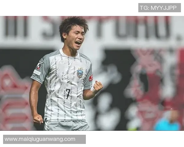 南京攀岩队在极限运动会中以95分领跑积分榜展现强大实力